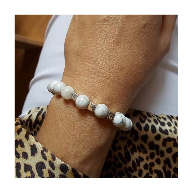 Bracelet personnalisé en perles Howlite blanche