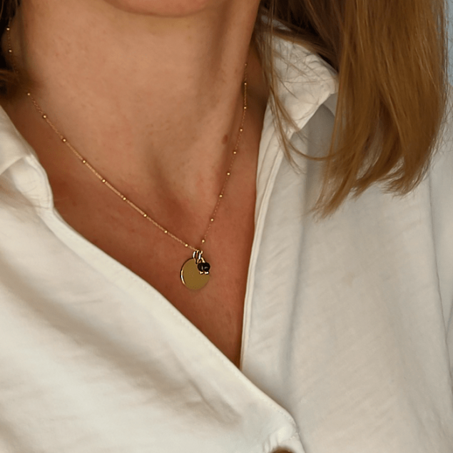 Collier personnalisée  petite médaille & pierre semi-précieuse - Plaqué or