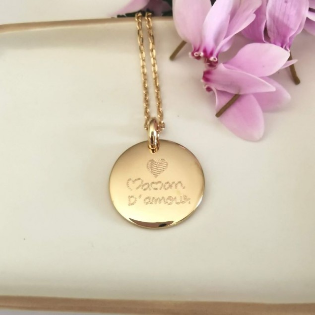 Collier médaille" Maman D'amour" gravé au verso - Plaqué or - Collier personnalisé